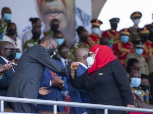 IFOTO Y'UMUNSI: Perezida Kagame na Samia Suluhu mu birori byo kwizihiza imyaka 60 y'ubwigenge bwa Tanzania [AMAFOTO]