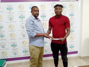 Babuwa Samson yasubiye muri Sunrise FC yamuhinduriye ubuzima