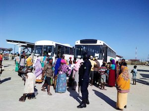 Ingabo z'u Rwanda zafatanyije na Mozambike kugarura abantu 437 bari bahunze iwabo
