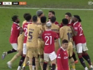 Casemiro yatangaje benshi kubera agashya yakoze ku mukino wa FC Barcelona