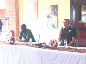 Umutoza w'Amavubi yanenze urwego abakinnyi be bariho