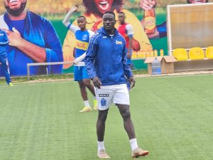 Rayon Sports yasinyishije rutahizamu wo muri Senegal