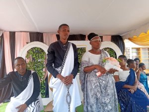 Nyanza: Abafite ubumuga bwo kutumva no kutavuga bakoze ubukwe bw'igitangaza