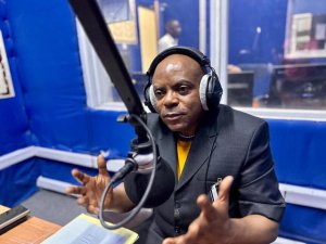 Umudepite wa Congo yavuze ko bagiye kwimurira intambara mu Rwanda