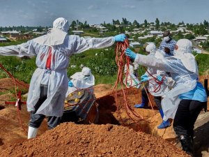 RDC: Imibare y'abandura Ebola n'abahitanwa nayo ikomeje kuzamuka cyane