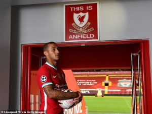 Thiago Alcantara yanze gukora umuhango umenyerewe muri Liverpool kubera impamvu itangaje