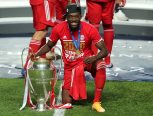Myugariro Alphonso Davies yahishuye akaga aterwa no kuba akina umupira w'amaguru