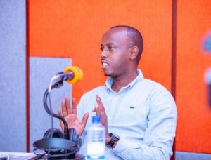 Sam Karenzi wari umukunzi ukomeye wa Gikundiro ari munzira yerecyeza muri APR FC