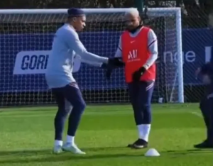 Neymar Jr yakoze igikorwa kigaragaza ko abanye nabi na Mbappe