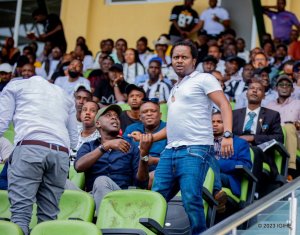 Abakozi batatu ba APR FC bafunzwe bakekwaho kuroga abakinnyi ba Kiyovu Sports