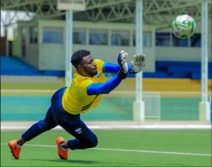 Kwizera Olivier yongeye kwitwara nabi muri Rayon Sports