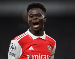 Bukayo Saka umeze neza muri Arsenal yahishuye ubusobanuro bw'izina rye
