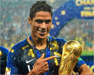 Umufaransa Rafael Varane yahagaritse umupira w'amaguru ku myaka 31