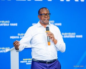 Minisitiri Bizimana yagaragaje uko ijambo ‘Ubwenge' ryagoretswe n'abamunzwe n'urwango