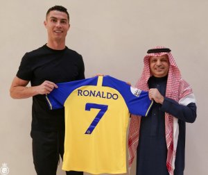 Cristiano Ronaldo yerekeje muri Al Nassr ku mafaranga ataratangwa muri ruhago