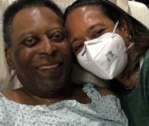 Pele wabaye Umukinnyi ukomeye cyane ku Isi ararembye Bikomeye