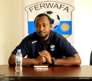 "Ubanza abantu badasinzira kubera amasezerano yanjye"-Mashami Vincent