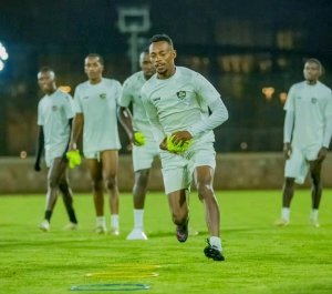 APR FC ishobora gukora impunduka muri 11 igakoresha abataka babiri