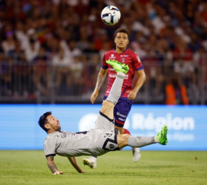 Lionel Messi yagize imvune habura iminsi mike ngo igikombe cy'isi gitangire