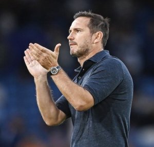 Everton yirukanye Frank Lampard wari uyigejeje aharindimuka