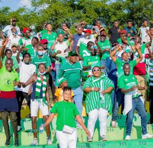 Kiyovu Sports yahaye impano idasanzwe Abanyarwandakazi