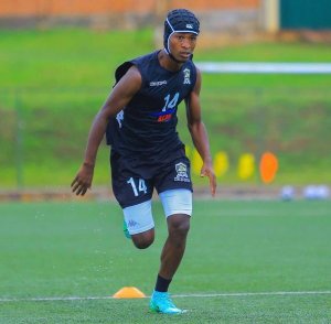 Byiringiro Lague yakiniye APR FC yambaye ingofero nyuma yo kugira imvune ikomeye mu isura [AMAFOTO]