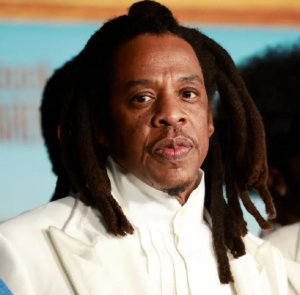 Jay-Z yahombejwe miliyoni 190$ n'ikirego cyo gusambanya umwana w'imyaka 13