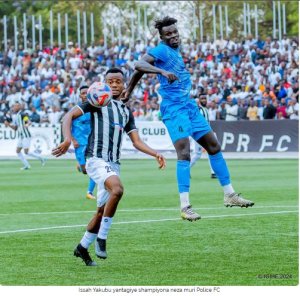 AZAM FC yashese akayabo k'ibihumbi 350$ ku banya-Ghana bakinira APR na Police fc