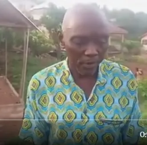 Umugabo ufite ubumuga bwo kutabona yishe umugore we washakaga ko batandukana