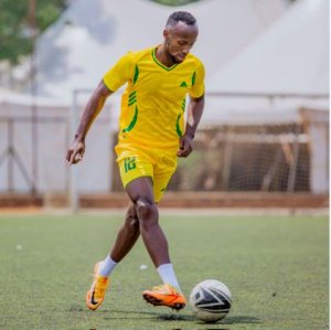 Manzi Thierry umaze amezi 3 muri AS Kigali ashobora kwerekeza muri Simba SC