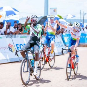 Mugisha Moise yabaye Umunyarwanda wa mbere wegukanye agace ka Tour du Rwanda kuva yajya kuri 2.1