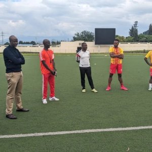 Umuyobozi w'akarere ka Rubavu yemereye akayabo abakinnyi ba Etincelles FC kugira ngo batsinde Rayon Sports
