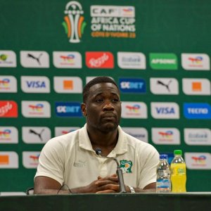 Uko Emerse Faé wari wasuzuguwe yihesheje icyubahiro agasezerera Senegal