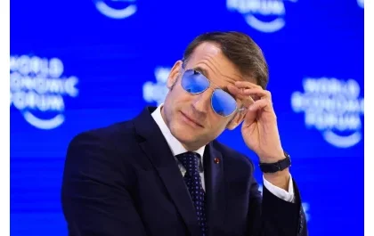 Perezida Macron yihanije uwamwise ‘kadahumeka' kubera kuvuga ko ayoboye muri AI