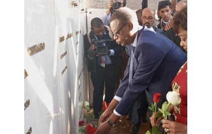 Gen (Rtd) Kabarebe yahagarariye Perezida Kagame mu muhango wo kwizihiza ubwigenge bwa Mozambique