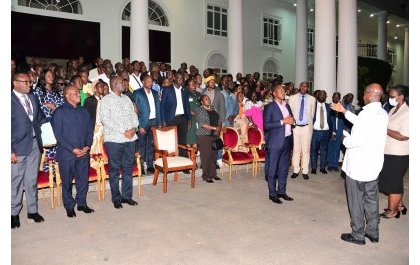 Museveni yihanangirije abima Abanyarwanda bo muri Uganda ibyangombwa