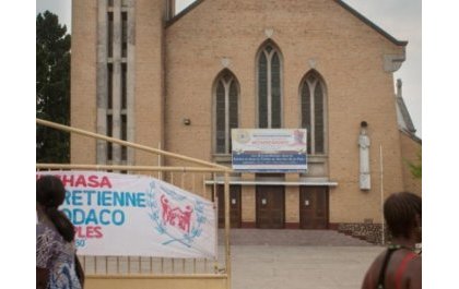 RDC: Abajura bacucuye Kiliziya, Musenyeri ategeka ko ifungwa