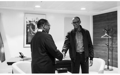 Zimbabwe yashimiye Perezida Kagame wayisabiye gukurirwaho ibihano
