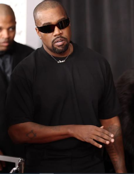 Kanye West yaryamanaga na mubyara we w'umuhungu bakiri bato
