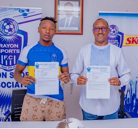 Rayon Sports yasinyishije inatangaza myugariro wakiniraga Kiyovu Sports