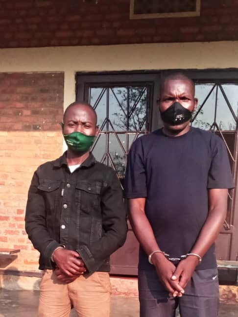 Karongi: Polisi yabafashe bagiye kwambura Abaturage nyuma y'ibyumweru 2 birukanywe mu ngabo z'u Rwanda