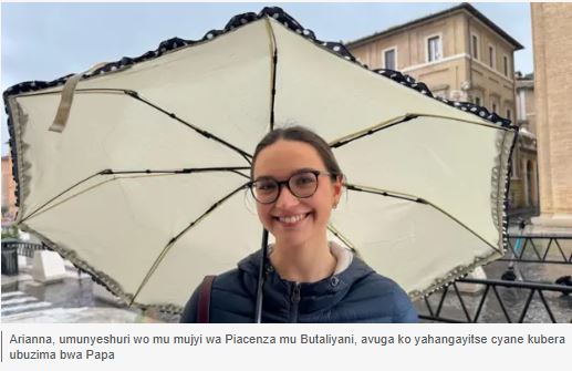 Abanyagatolika bizihije isabukuru y'imyaka 12 Francis amaze ari Papa bamusabira ngo akire