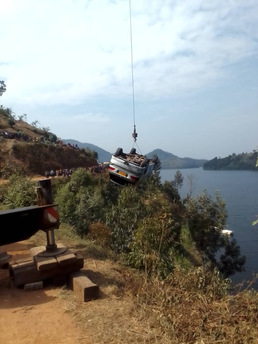 Burera: Polisi yarohoye imodoka iheruka kugwa mu Kiyaga