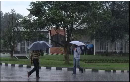 Hari ibice bimwe bizagwamo imvura irenze isanzwe igwa muri Mutarama