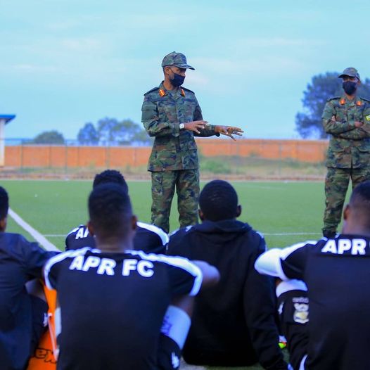 APR FC yatangaje kapiteni mushya usimbura Manzi Thierry/AS Kigali ishyira hanze imyambaro izakoresha [AMAFOTO]