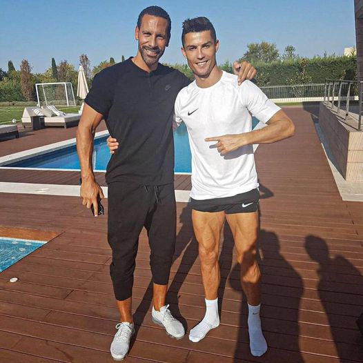 Rio Ferdinand yahishuye ikintu gitangaje yabonye mu nzu ya Cristiano Ronaldo ubwo yamusuraga