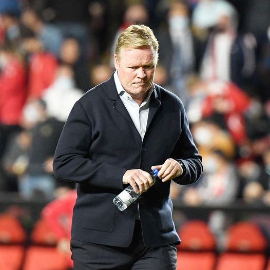 FC Barcelona yirukanye uwari umutoza wayo Ronald Koeman