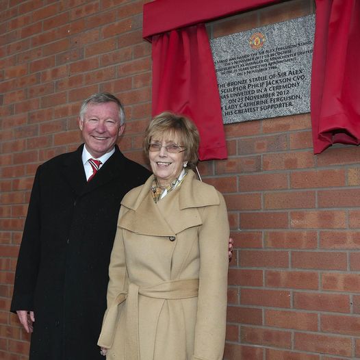 Umunyabigwi Sir Alex Ferguson yapfushije umugore we
