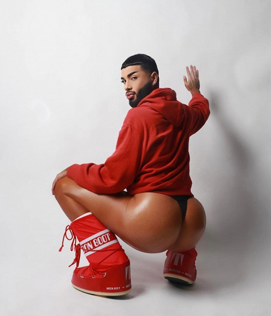 USA:Umusore yahishuye impamvu yahisemo kwitereshaho ikibuno nkicya Nick Minaj(Amafoto)