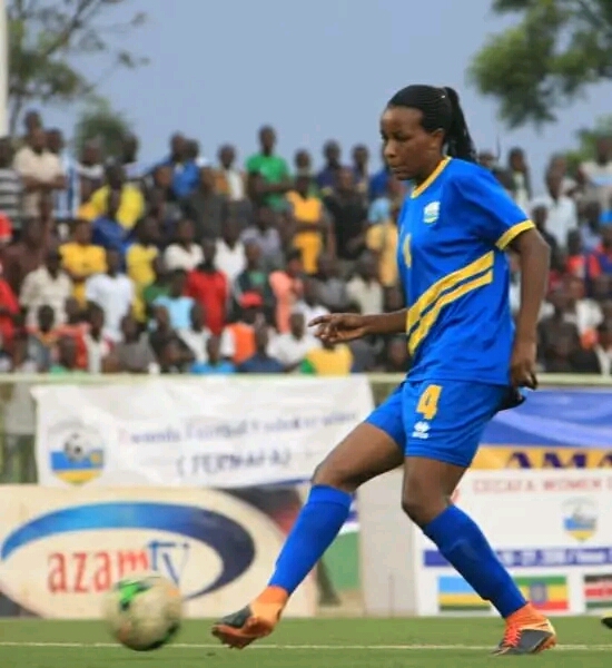 Umulisa Edith wakiniye amakipe atandukanye arimo Amavubi yitabye Imana